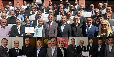 AK Partili ve MHP'li Cumhur İttifakı İzmit Meclis üyeleri mazbatalarını aldı