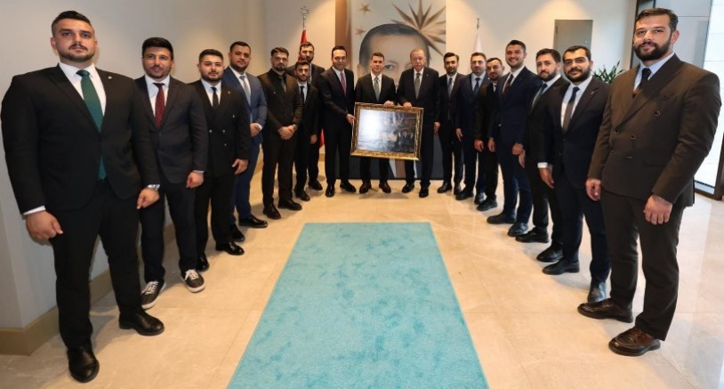 AK Genç Kocaeli'den Reise “Gençliğin Başkenti tabolsu