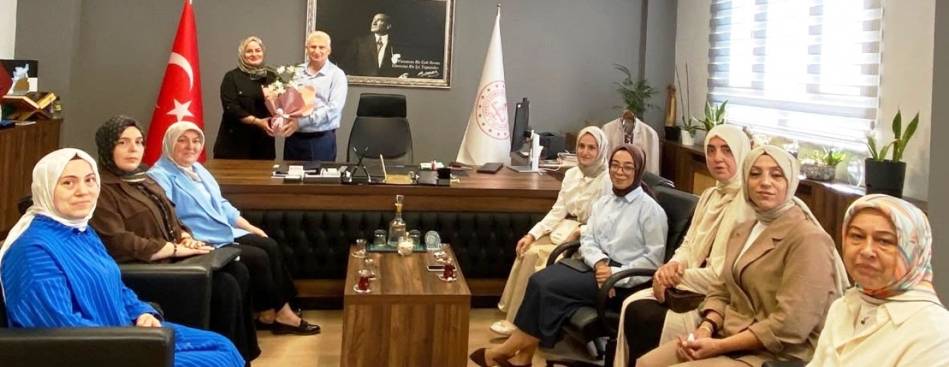 AK Kadın İzmit Başkanı Pınar Atabay'dan eğitim camiasına ziyaretler 