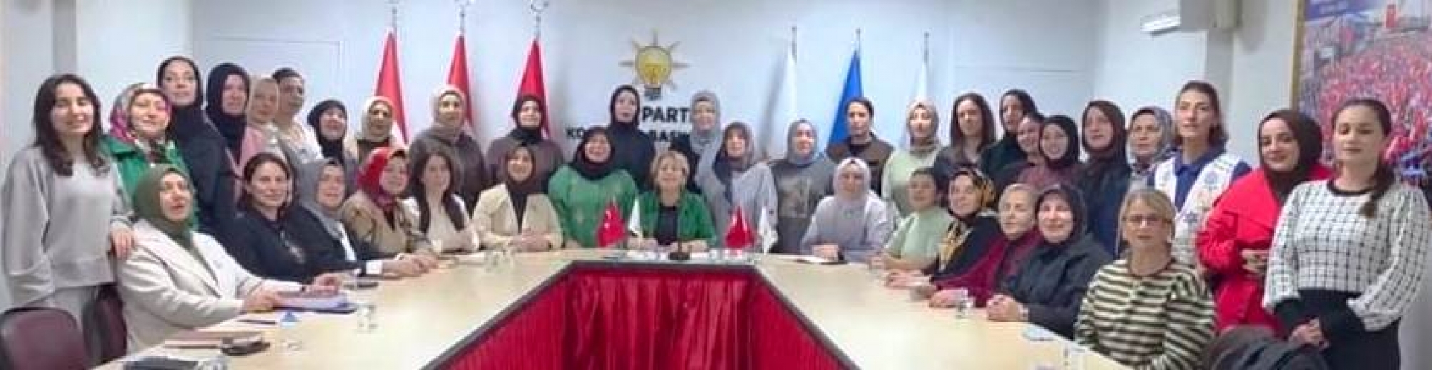 AK Kadınlar Yasemin Özdemir'in Tahir Başkana videolu destek  mesajı