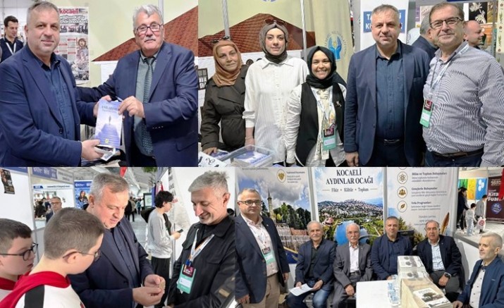 AK Parti İzmit ilçe  Başkanı Halil Dokuzların Ailesiyle Kitap Fuarı Turu