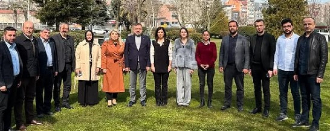 AK Partili Dokuzlar'dan Genç Kocaeliller yönetimine ziyaret