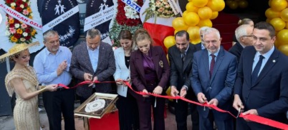 Av.İlknur Kahraman Hukuk Bürosu törenle açıldı