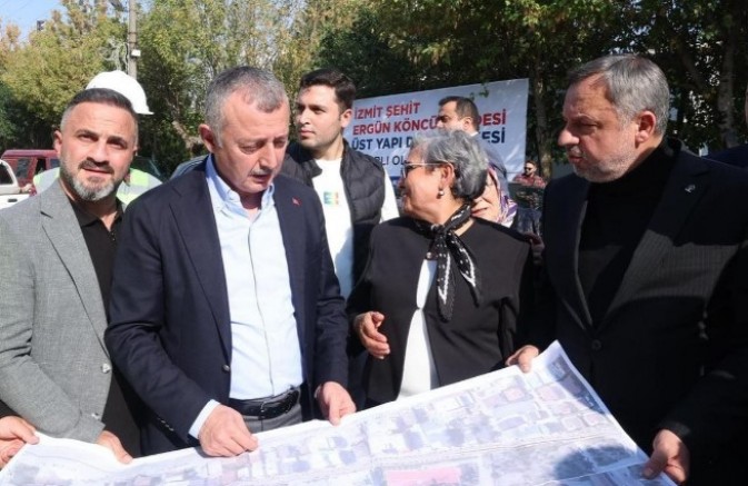 Büyükakın,kentin 270 ayrı noktasında şantiyemiz var