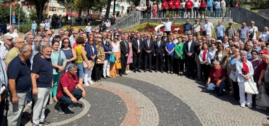 CHP Kocaeliden 102nci yıldönümü korteji