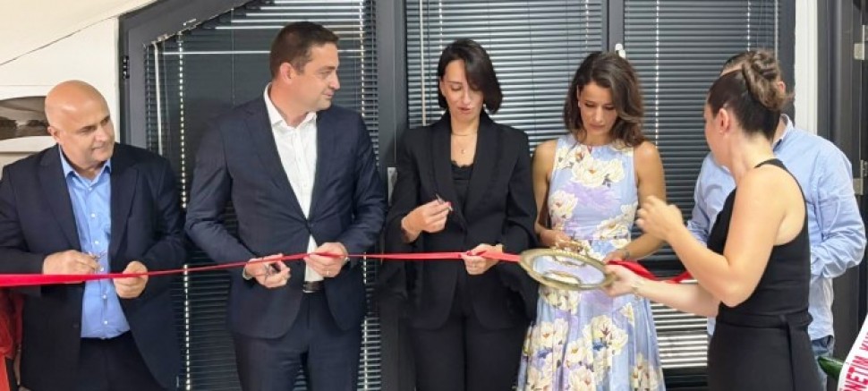 Durul, Av.Aylin Atalay'ın hukuk bürosu açılışında 
