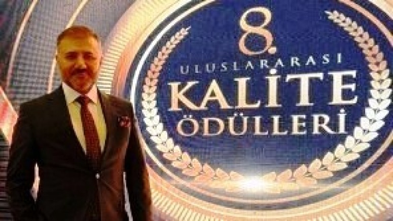 Eldoğan'a yılın Kentsel Dönüşüm Uzmanı ödülü