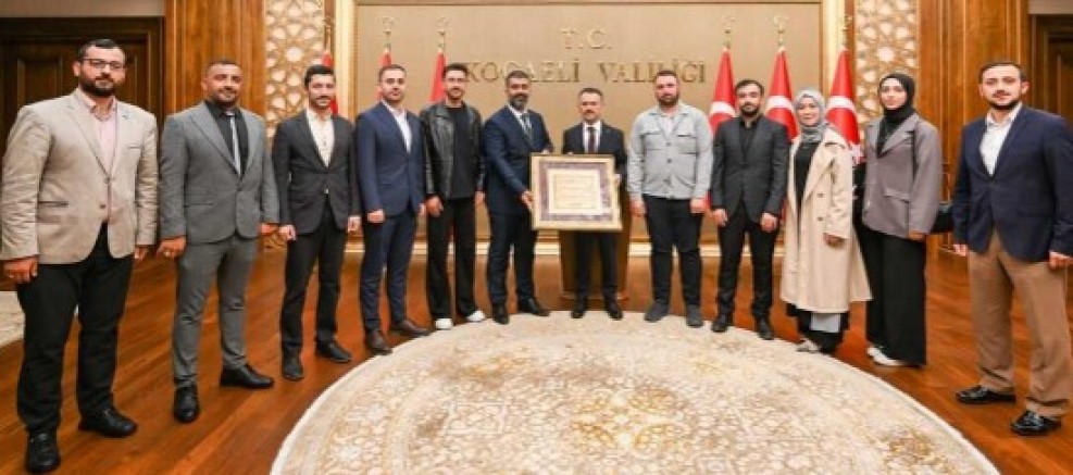 Ensar Vakfı Kocaeli'den Vali Aktaş ziyareti