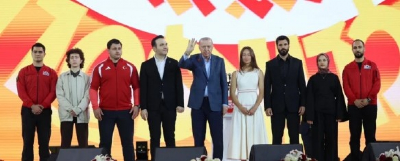 Erdoğan şampiyonları kutlayıp onurlandırdı
