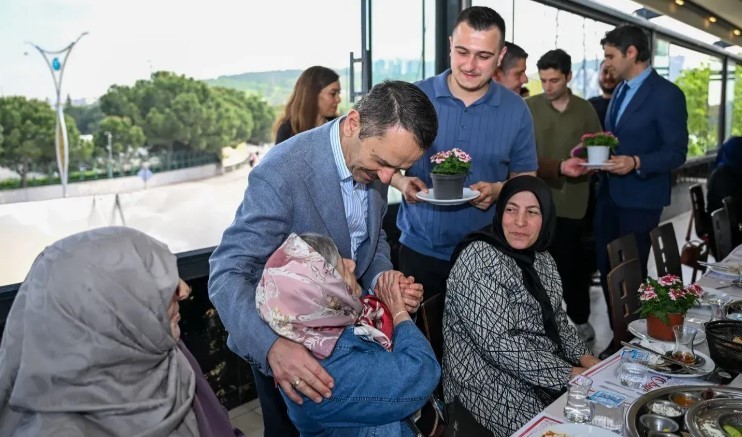 Genç Kocaelililerden şehit Ailelerine moral