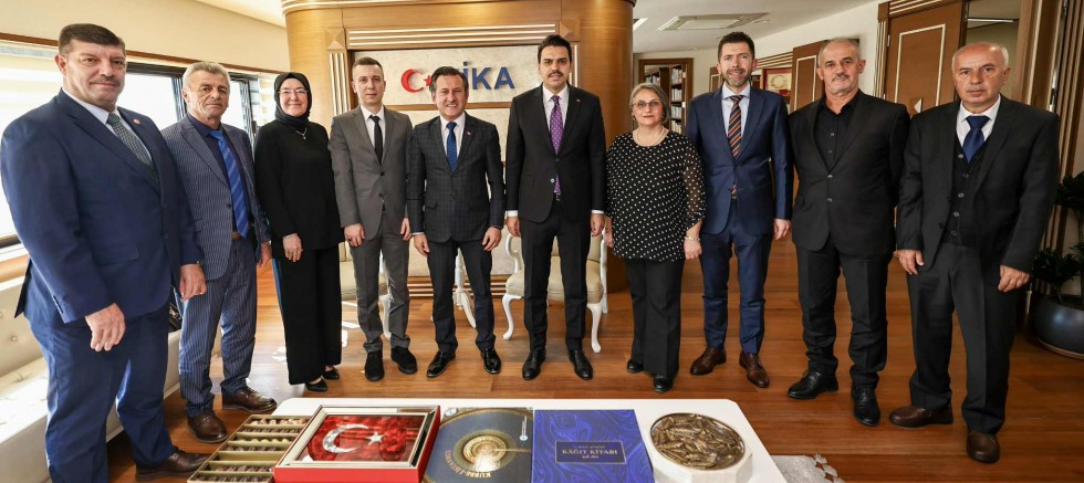 İzmit Batı trakyalılardan TİKA'nın hemşeri Başkanı Abdullah Eren'e ziyaret