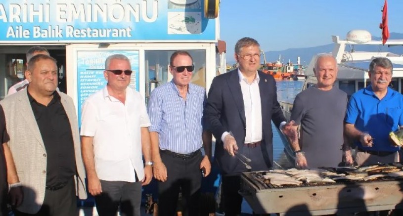 İzmit Marinada 5 bin balık vatandaşlara dağıtıldı