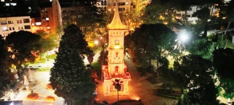 İzmitin simge yapısı Saat Kulesini Büyükşehir ihya etti