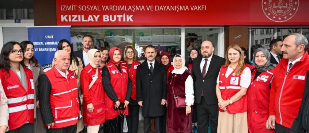 Aktaş Sosyal Yardımlaşma Vakfı Kızılay Butikte