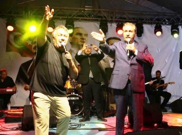 Kartepe Birlik Buluşmasında  BBP'li Destici ile Türüt'e büyük  ilgi