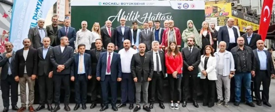 Ahilik Haftasında Yılın Ahisi, Kalfası,Çırağı ödüllendirildi Şed kuşanıldı