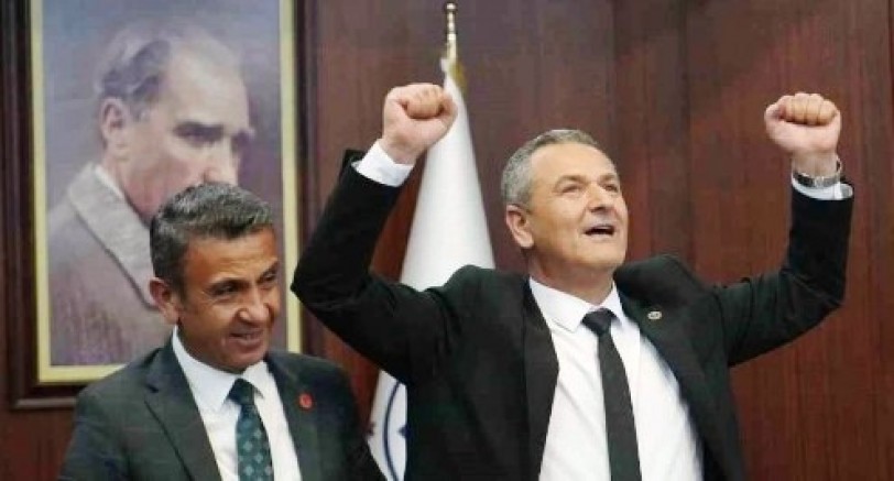 Lütfü Obuz CHP'nin firesiz 22 oyu ile başkanvekili
