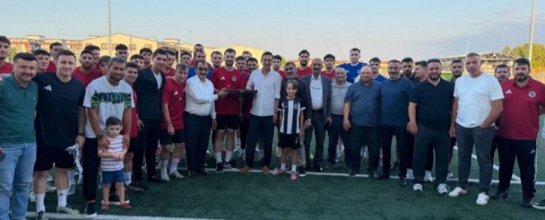 MHP İzmit Semih Türeyen Bekirderede vatandaşlarla