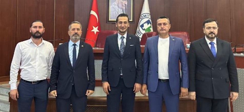 MHP İzmit Türeyen İzmit  Belediye Meclisinde