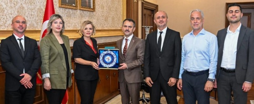 Öğrenim Gençliğine Yardım Derneği valilikte