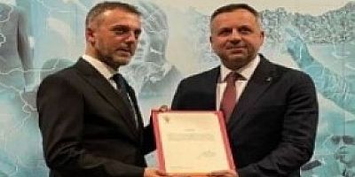 AK İzmitte Dokuzlardan Yeni yönetim Listesi açıklaması