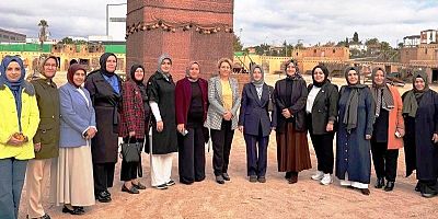 AK Kadınlar Yasemin Özdemir İlçe Başkanlarıyla Çayırova Flim Platosunda