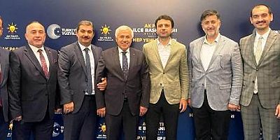 AK Parti Genel Merkezde İstifa Eden Başkanlar toplantısı