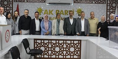 AK Parti İzmit İlçe Başkanlığı için 206 AK Partili temayül yoklamasında 