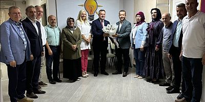 AK Parti Meclis Üyelerinden AK Parti İlçe Başkanı Halil Dokuzlar'a ziyaret