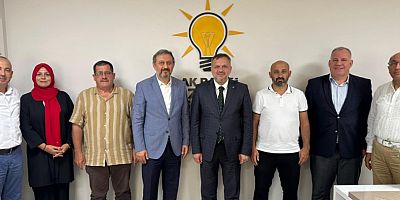 AK Partili vekil Yılmaz'dan AK İzmitin Başkanı Halil Dokuzlara ziyaret