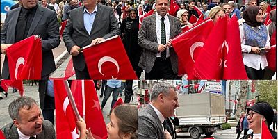 AK Partililerden Cumhuriyetimizin 100.Yılı armağanı halka esnafa bayrak 