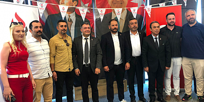 Alpay Çakırcı Derincede Zafer Partisinin seçilmiş başkanı