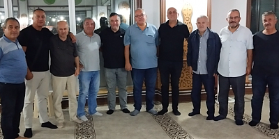 Asım Yağız'ın okumasına basından dostları katıldı