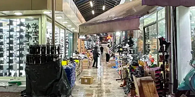 Ayakkabıcılar Çarşısında çatının akması sorunu