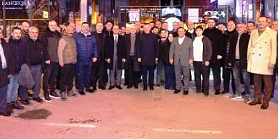 Büyükakın iftarda İzmit Çarşı esnafının davetlisiydi