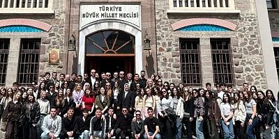 Çınar Akademiden 190 öğrenciye Ankara gezisi