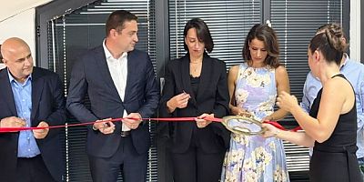 Durul, Av.Aylin Atalay'ın hukuk bürosu açılışında 