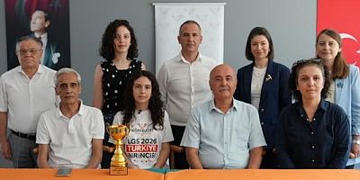 Ecrin Ece Kolay LGS Şampiyonu Körfezim Eğitim Kurumlarında 