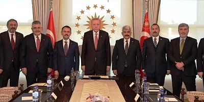 Erdoğan'a Kocaeli'yi yönetenlerin kentin geleceğini değiştirecek projeleri sunumu