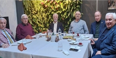 Eski vekiller Hikmet Erenkaya'nın konuğu