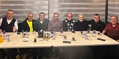 Futbolun duayenleri Dost Meclisini Selami Tarakçı Ferah Restoranda ağırladı