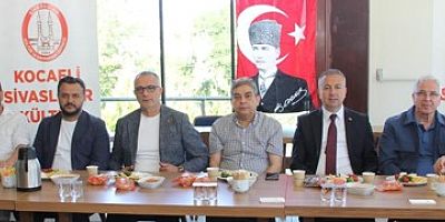  Güçlü Dernek, Güçlü Sivas STK Zirvesi yapıldı