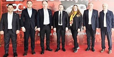 İZGİAD-İzmit genç İş İnsanları Derneğini Bugünlere getiren Başkanlar