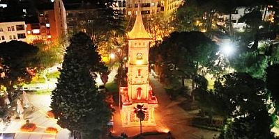 İzmitin simge yapısı Saat Kulesini Büyükşehir ihya etti