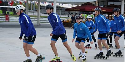 Kağıtsporlu Tekerlekli Sürat Patenciler Milli irade de