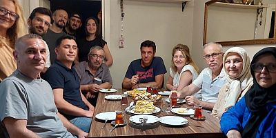 Kandıralı Hasan Baykara'ya 66 ncı yaşgünü kutlaması