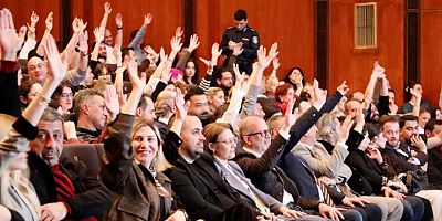 Karar Oyunu promiyeri Dünya Tiyatro Gününde