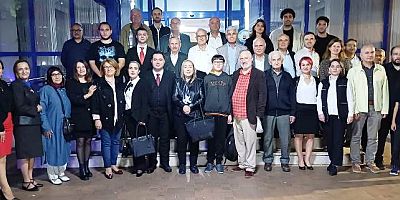 Kocaeli Aydınlar Ocağı, Cumhuriyetin 100. yılını konferansla kutladı