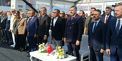 Malezya'ya Sahil Güvenlik Gemisi Desan'da denize indirildi