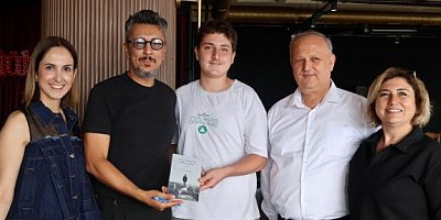 Mevlüt Soysal imza gününde okurlarıyla buluştu